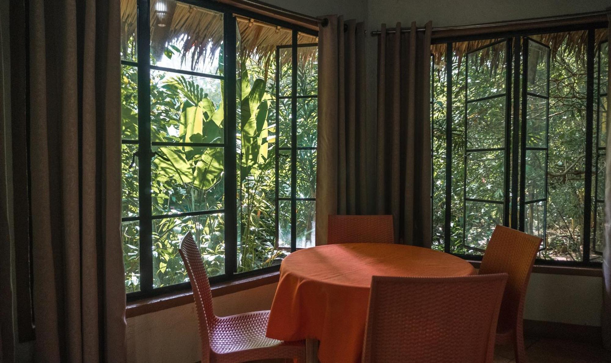 Forest Camp Valencia  Ngoại thất bức ảnh